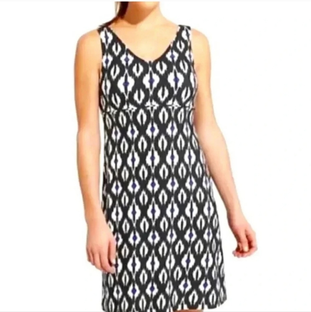 Athleta Santorini V-neck Dress Stretch Model Size L & XL